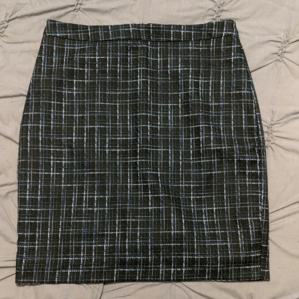 Loft pencil skirt